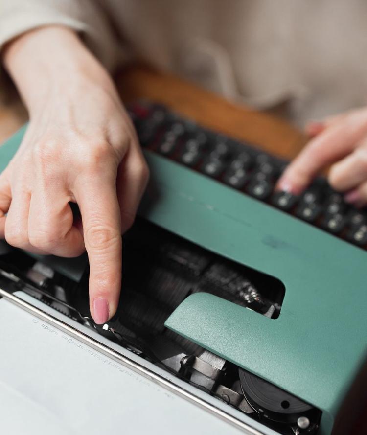Use of an outdated operations system affecting efficiency, costs and profits